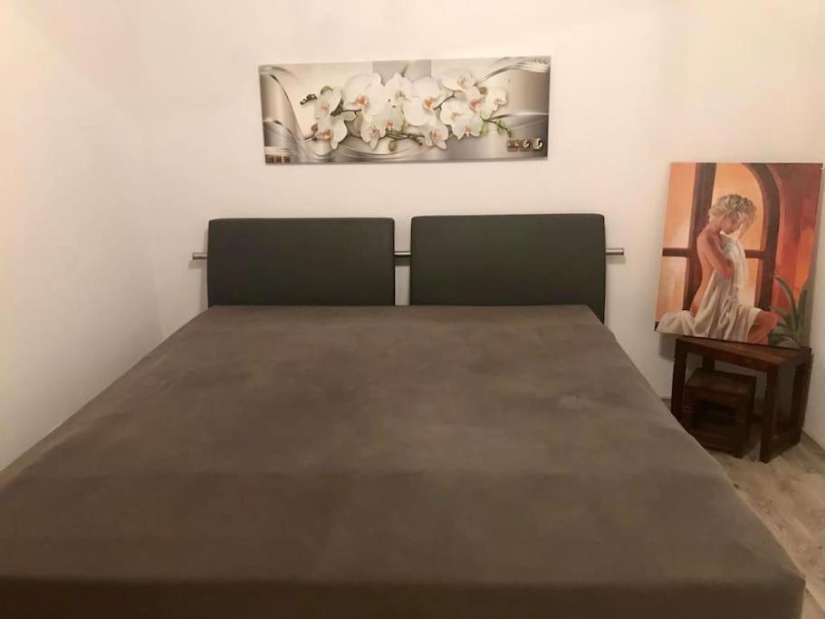 Bezauberndes Gaestehaus Mit Terrasse 뉘른베르크 외부 사진